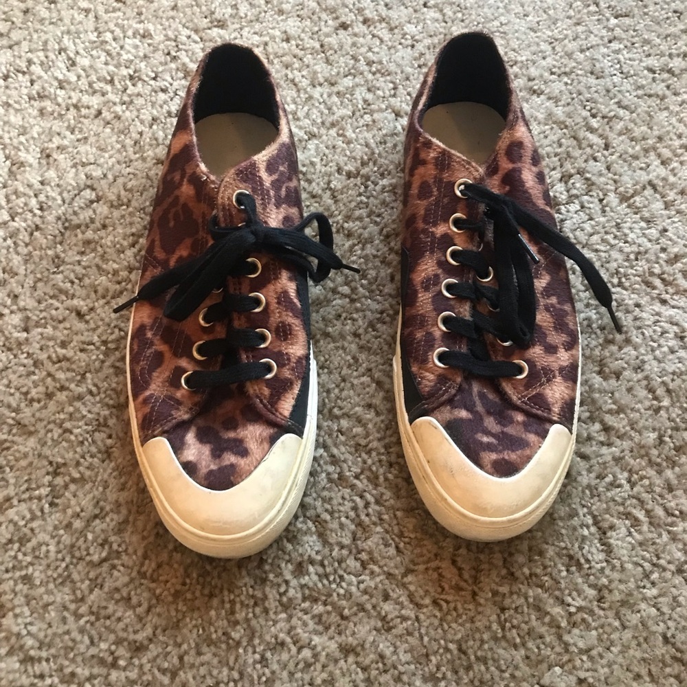 Leopard Print Low-Top Sneakers